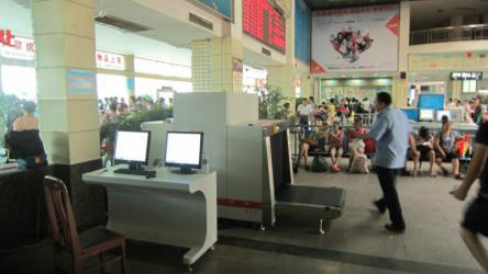 天眼安檢機(jī)